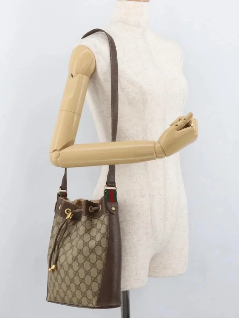GUCCI GG Supreme Sherry Line Drawstring PVC Beige Red 164 02 034 Auth BA13148
